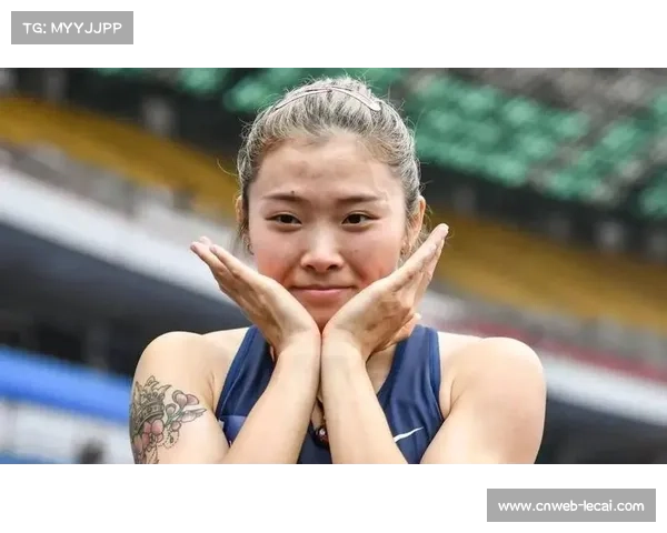 吴艳妮力挑全国纪录 12秒64：刷新速度创造新辉煌